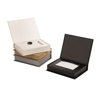 Boîte à carte-cadeau magnétique